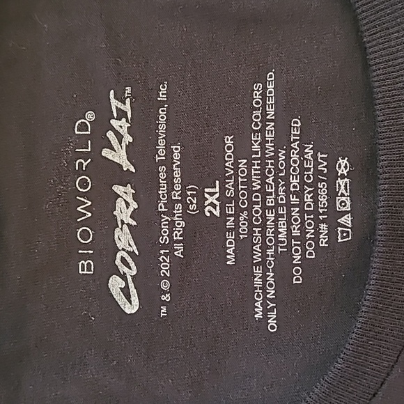 NWT Cobra Kai T-shirt Adult 2XL - Picture 5 of 6